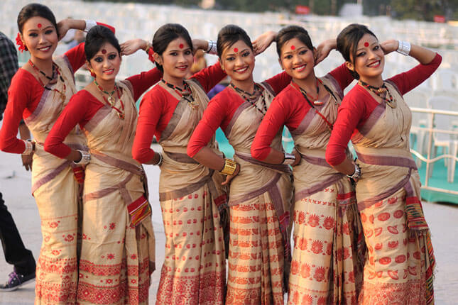 knee length dresses for ladies Bihu Dress for Girls-Traditional Assamese costume for girls –  fancydresswale.com