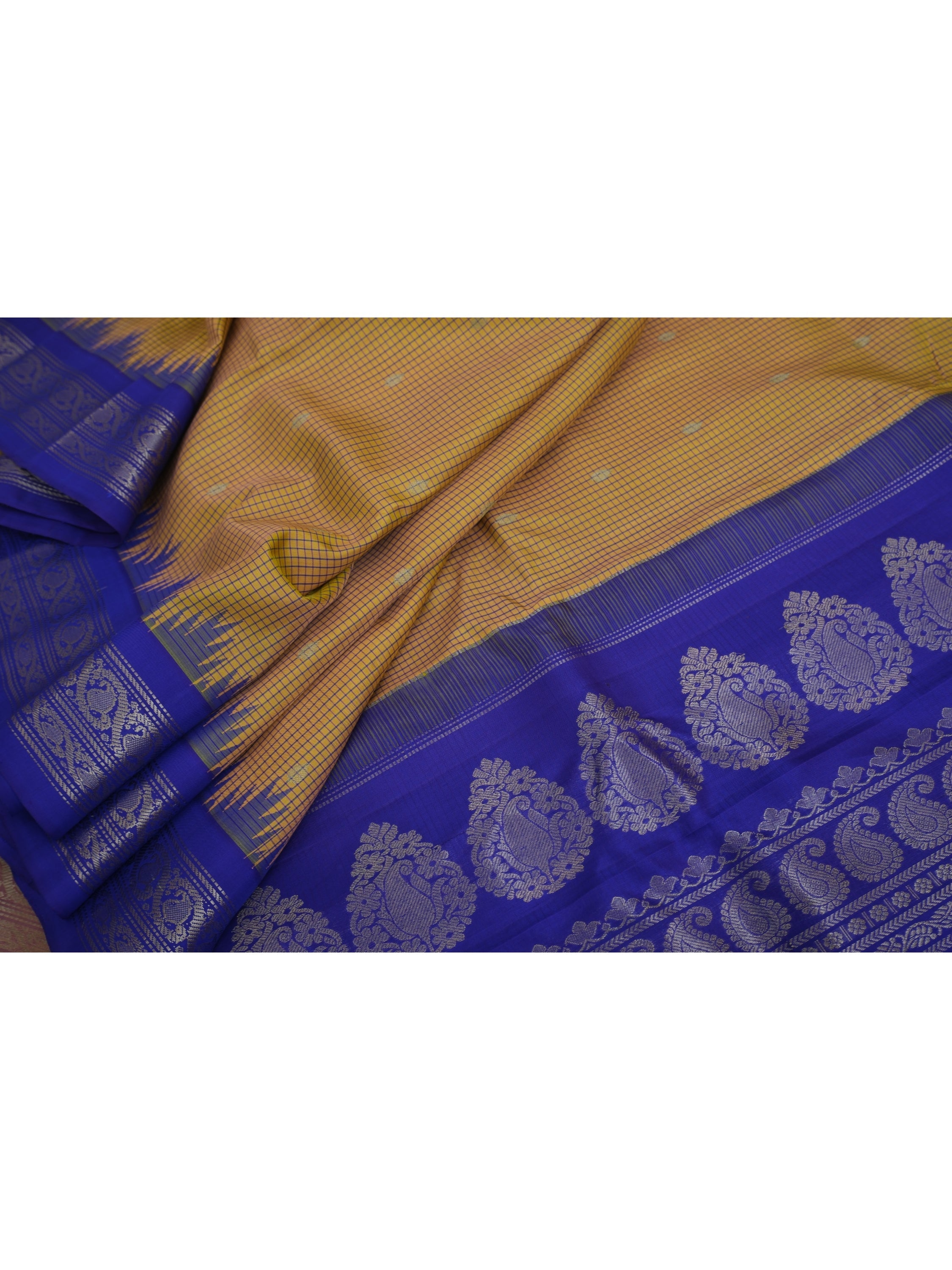 Gadwal Saree Online