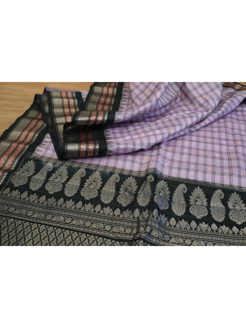 Mauve Checks Gadwal Saree