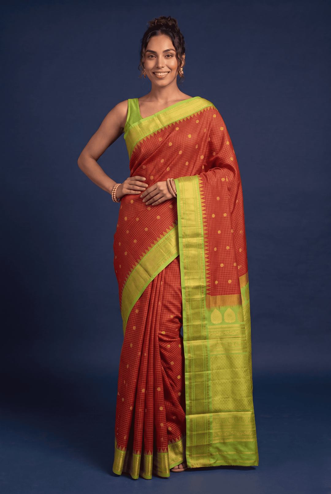 Rust Checks Gadwal Silk Saree