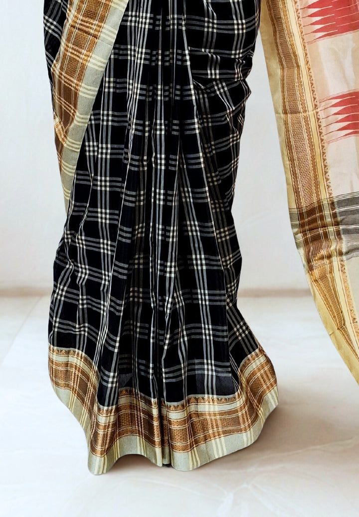 Black checks cotton saree