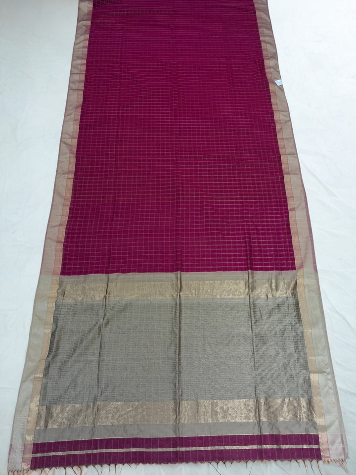 Wine checks maheshwari saree