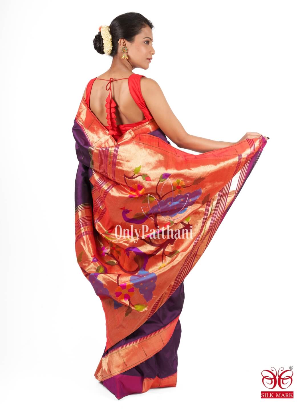Deep purple muniya border silk paithani saree with rich pallu