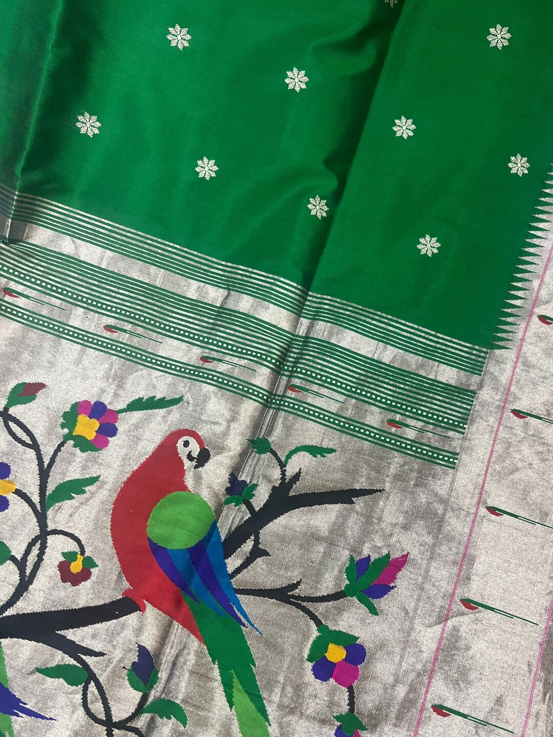 Bottle Green Rich Pallu Silk Paithani Saree