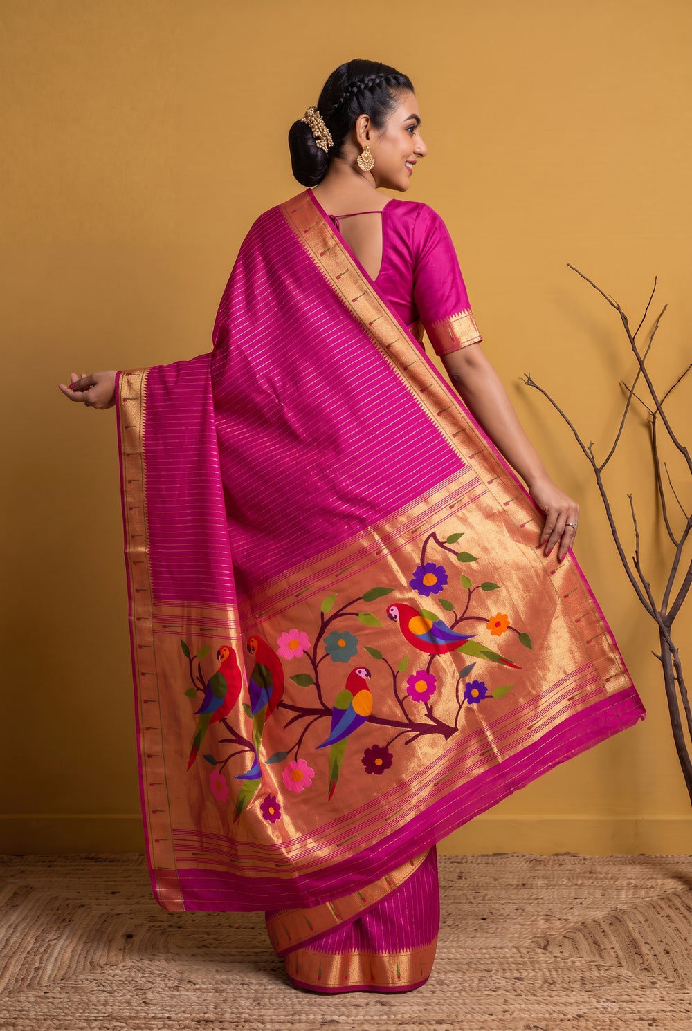 Fuchsia Pink Muniya Rich pallu Silk Paithani Saree