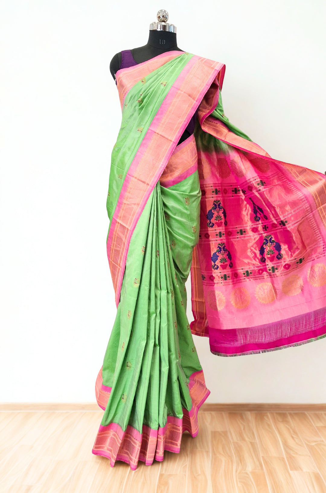 Pista Green Paithani