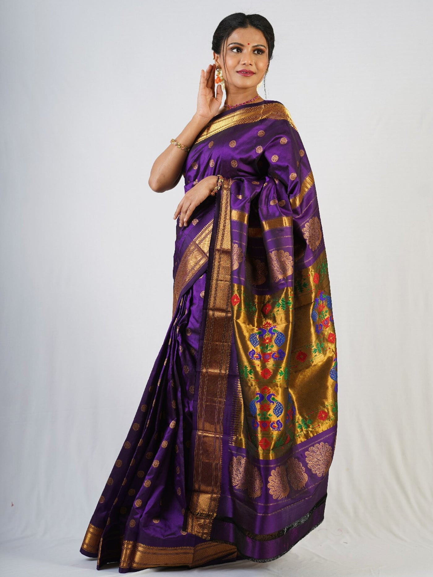 Aubergine silk paithani saree