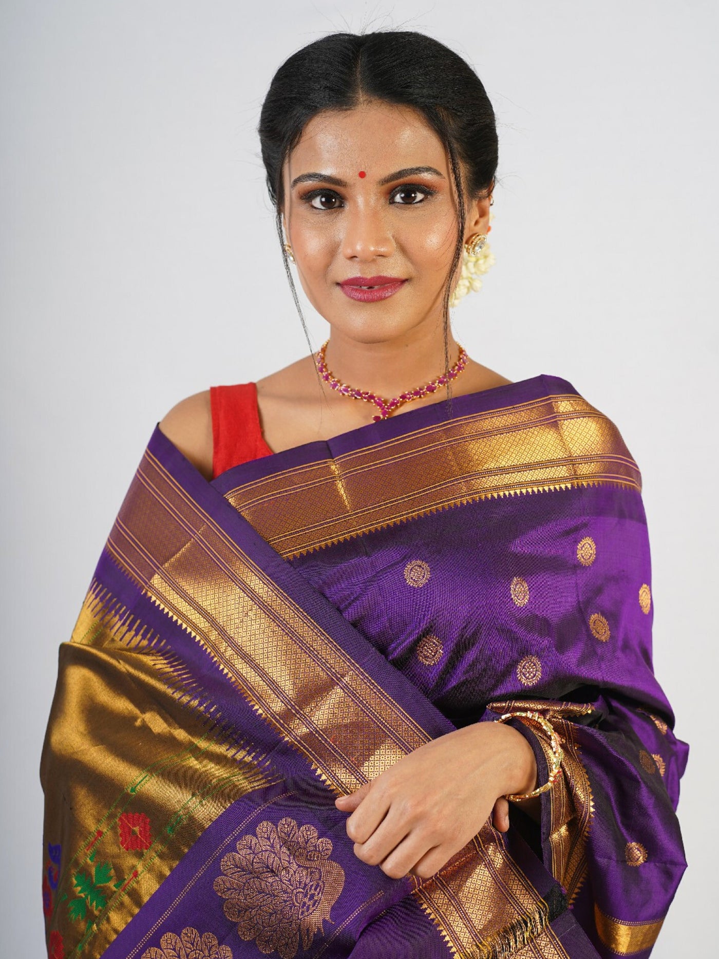 Aubergine silk paithani saree