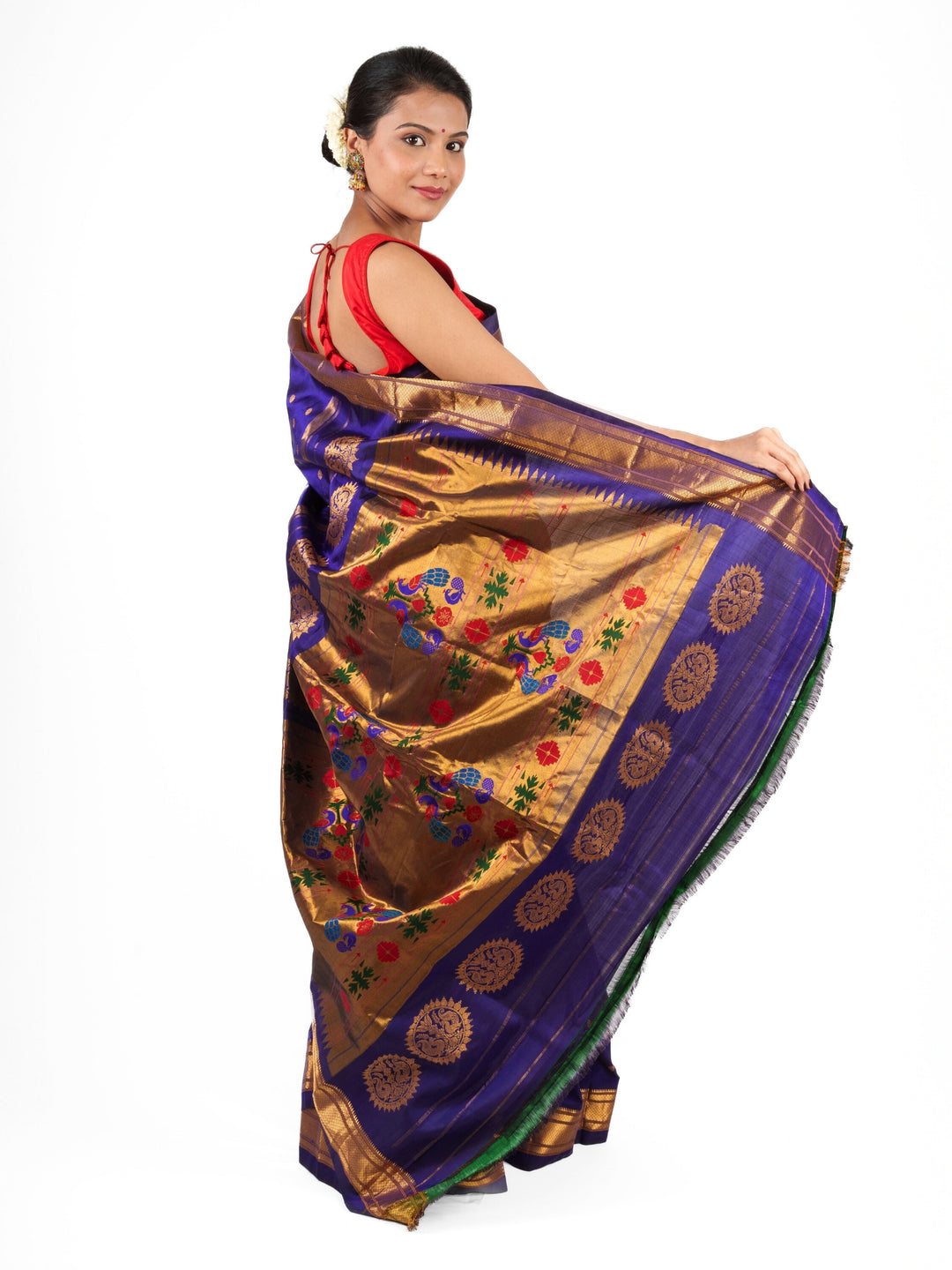 Navy blue single color maharani silk paithani saree