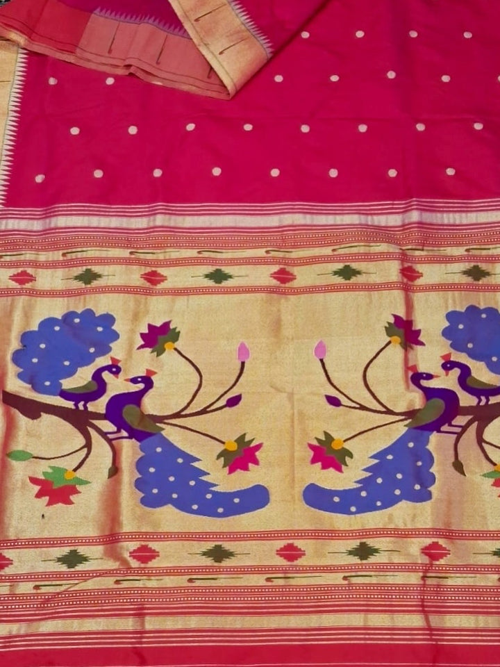 Fuchsia pink rich pallu silk paithani