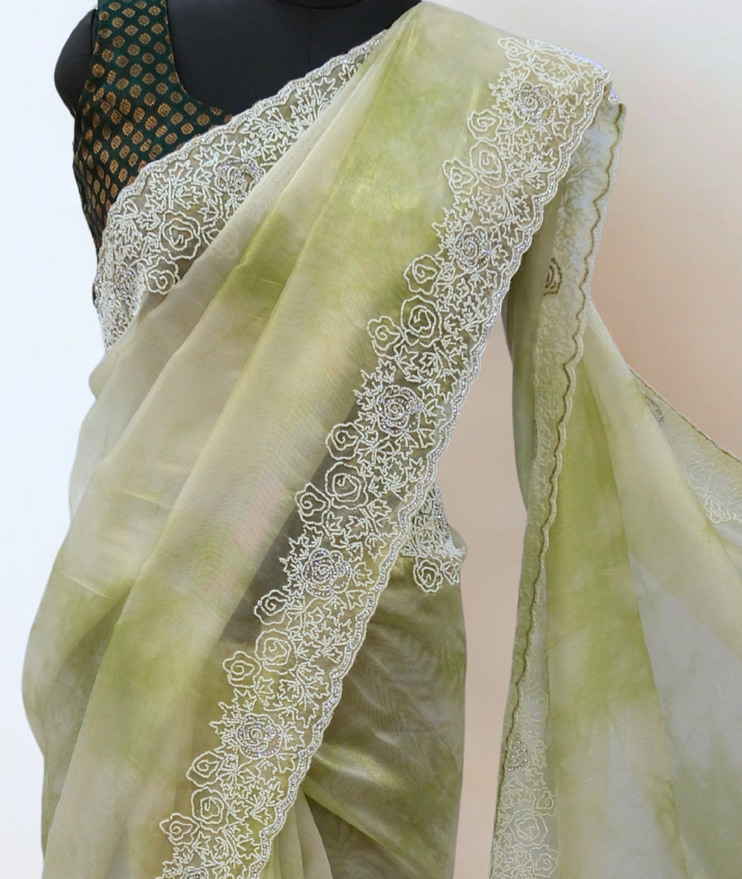 Pista tie die designer saree