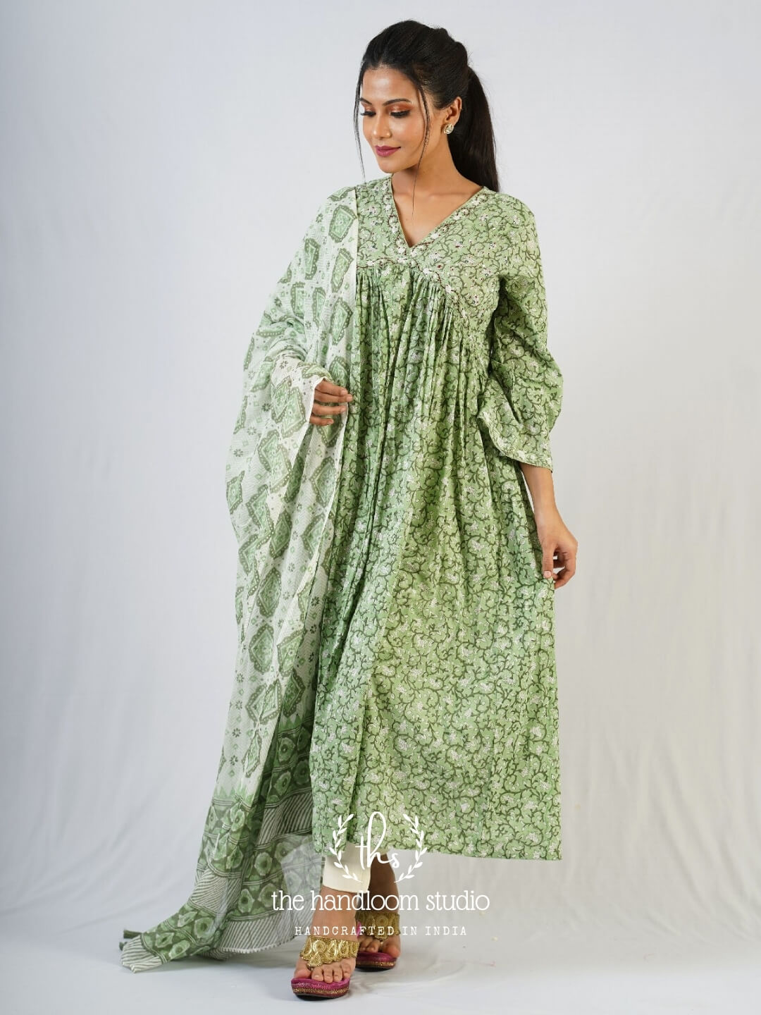 Green handblocked printed kurta with dupatta