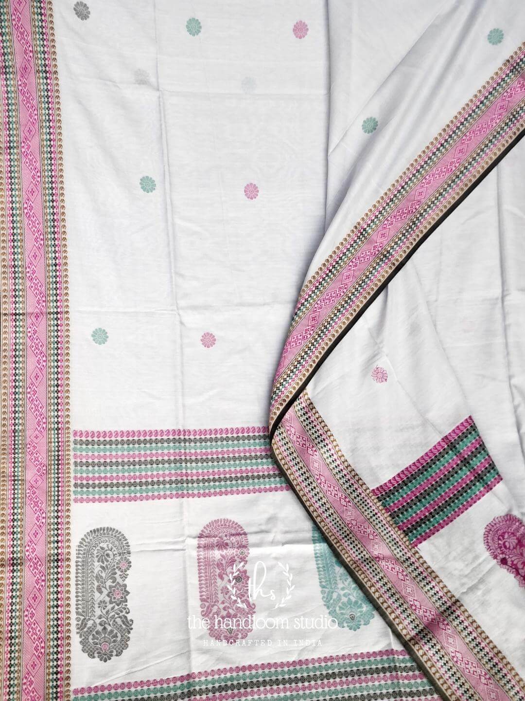 Grey bengal cotton jamdani saree with rich border