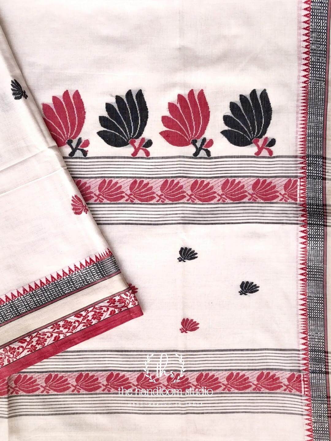Offwhite cotton jamdani handloom saree
