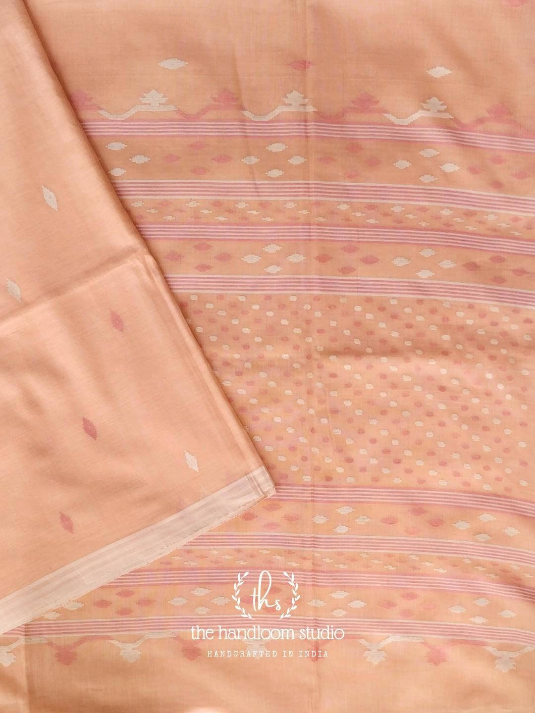Peach cotton handloom jamdani saree