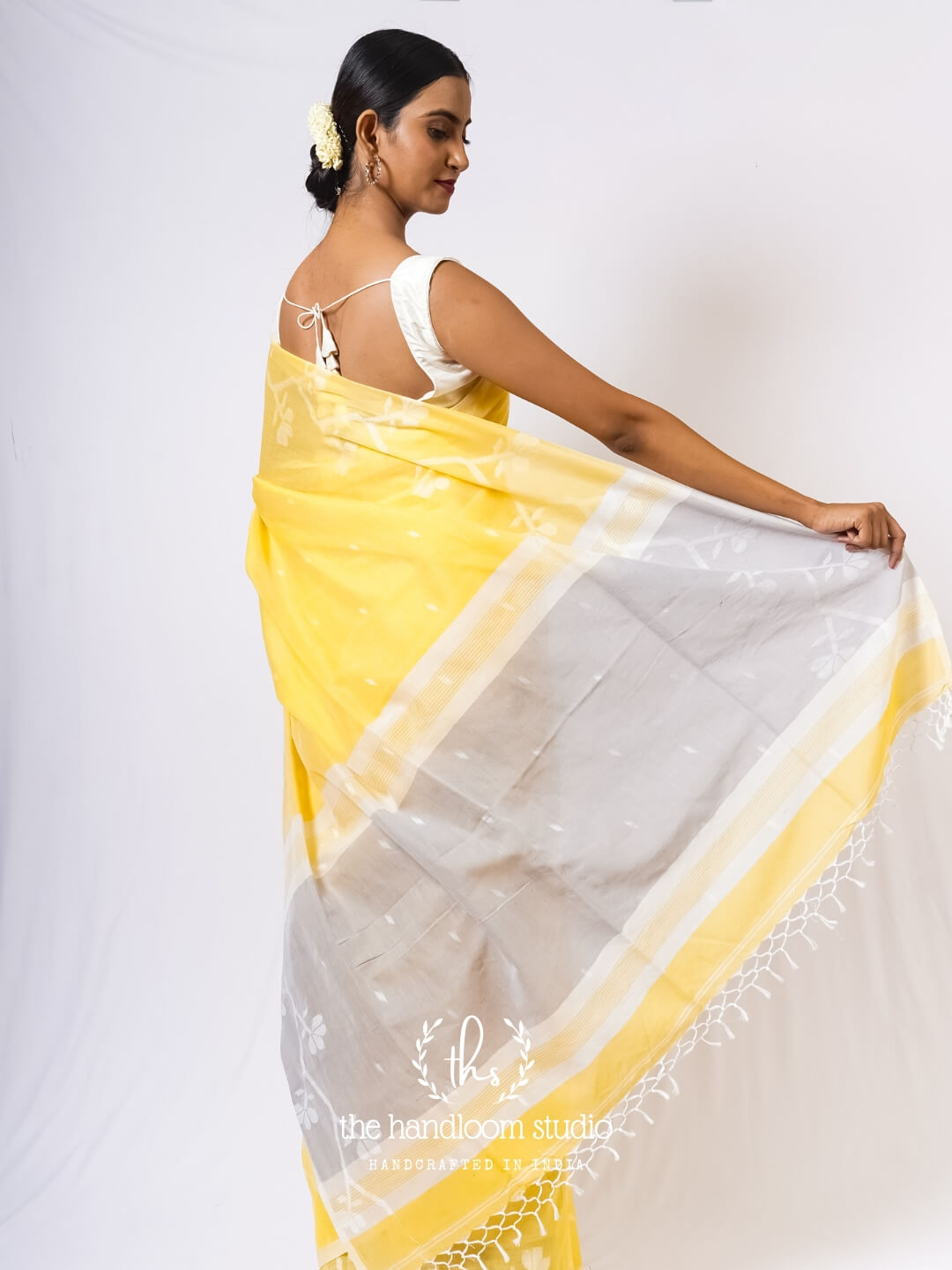 Handloom Yellow cotton Jamdani saree
