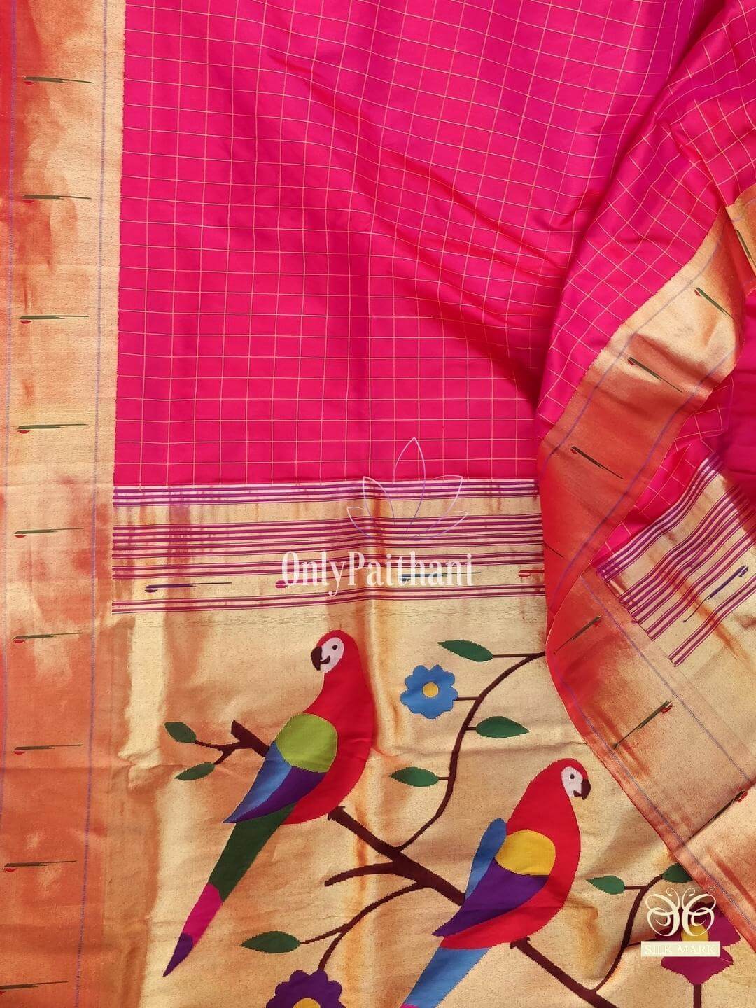 Pink muniya border checks silk paithani saree
