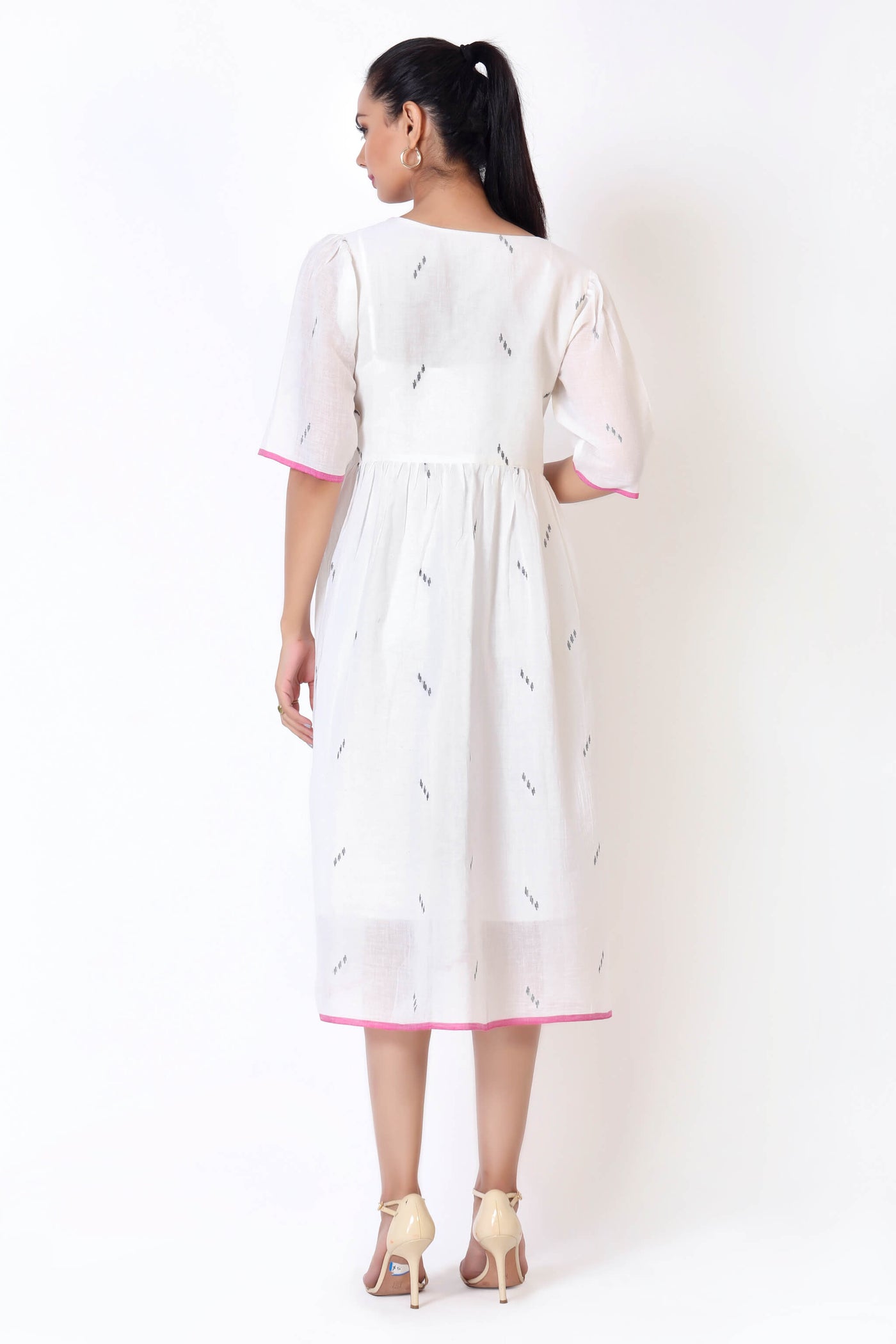 The Jamdani Side Tie Dress - Off-white with a hint of pink